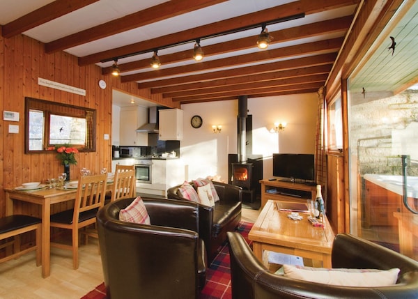 2 Bedroom Accommodation In Whitebridge, Nr Loch Ness - Lago Ness
