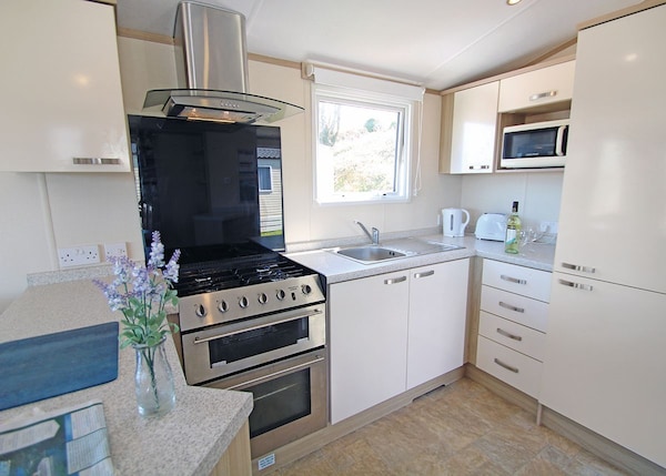 2 Bedroom Accommodation In Swanage - スワネージ