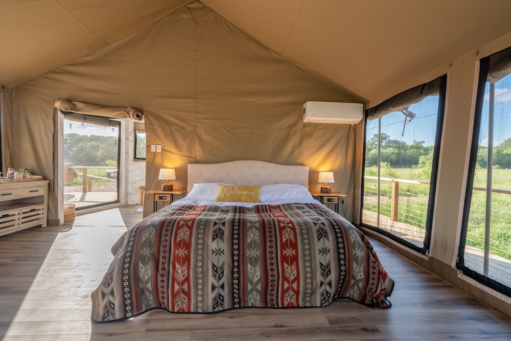 Stunning Mountain View Patio Tent Yurt Glamping Loving Heart Retreats Glamorous - Marble Falls, TX