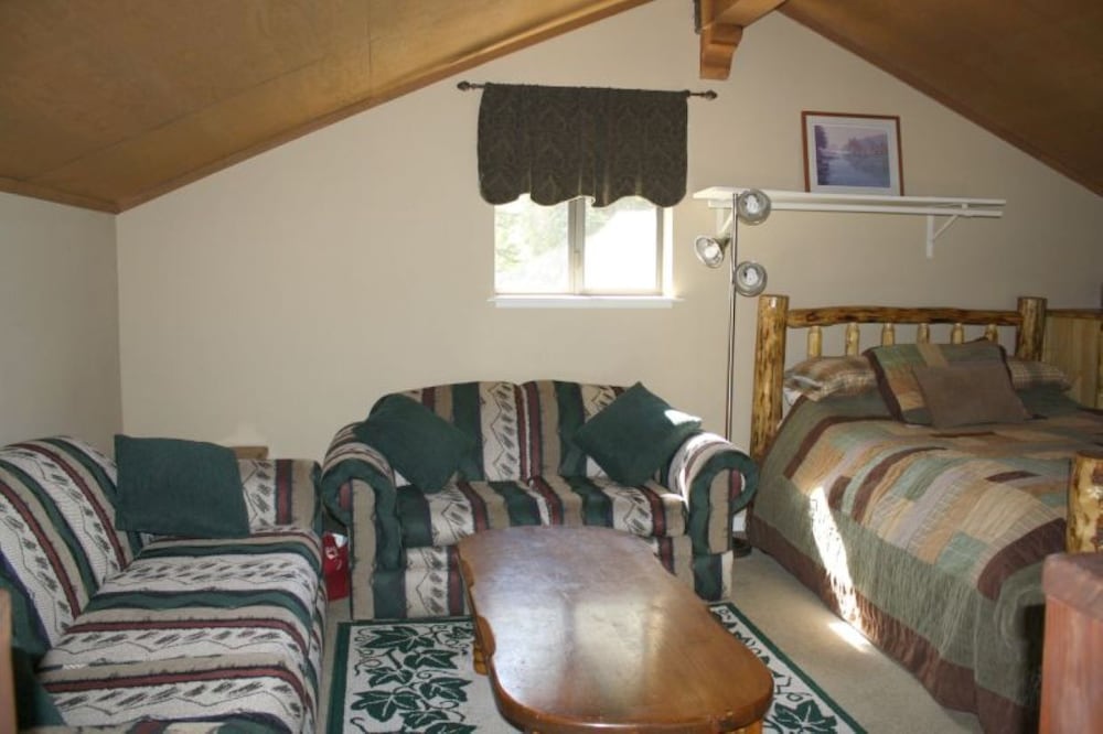 Cozy Chalet 5 Min From Downtown, Casinos And Ski Lift - South Lake Tahoe, CA