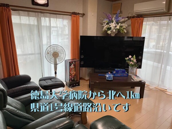 The Inn Is Goodrich Where You Can Karaoke On A Bi / Tokushima Tokushima - Tokushima