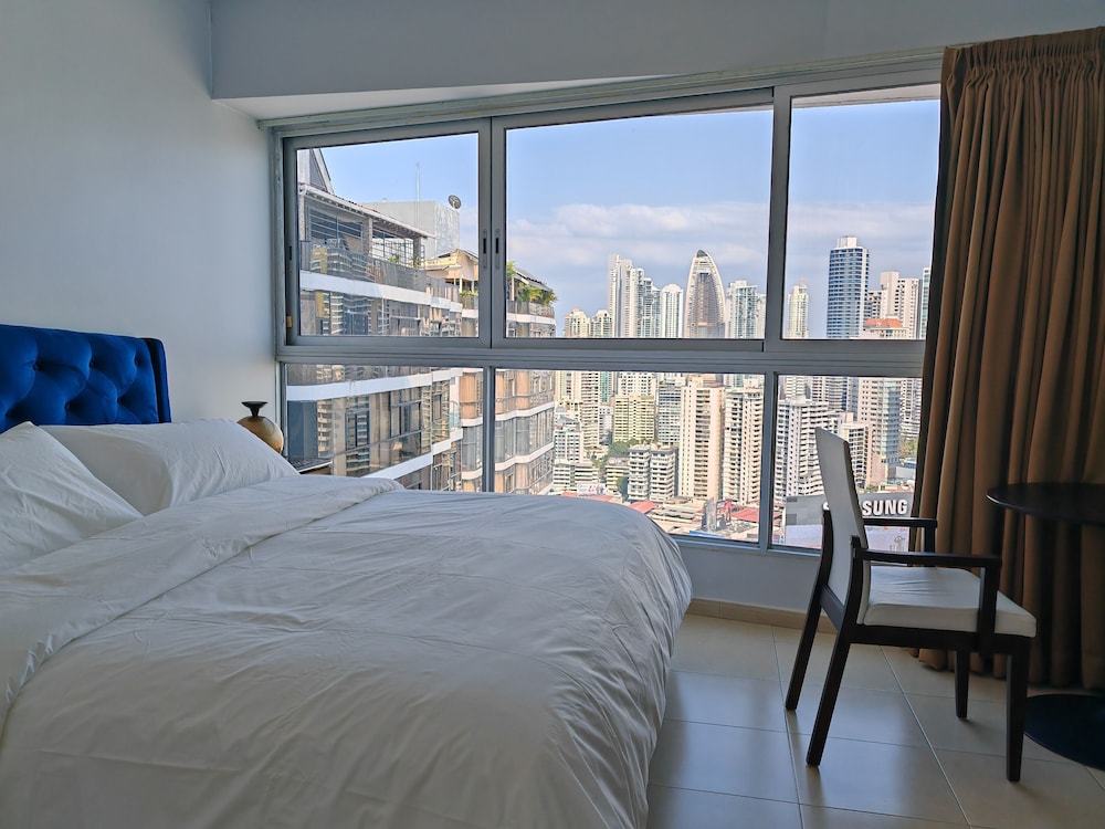 Beutiful High Floor Apartment In The Best Location - Ciudad de Panamá