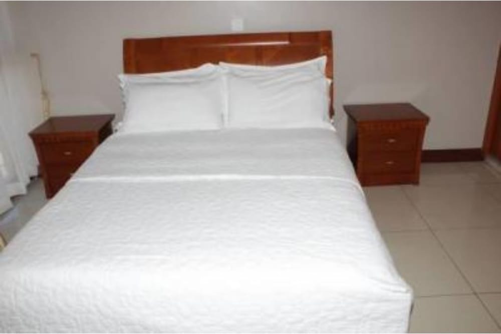 Highlands Apartments 2 Br Suite 008 - Kigali
