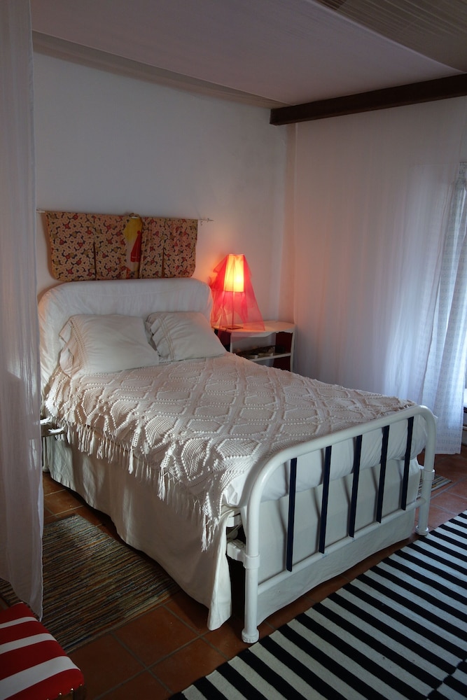 Charming Cottage In The Heart Of The Village, Near Barroque Church - Faial