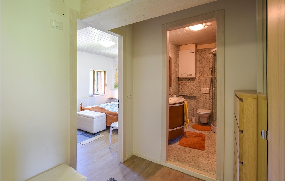 Beautiful Home In Borgo Valbelluna With Wifi And 3 Bedrooms - Mel, Véneto