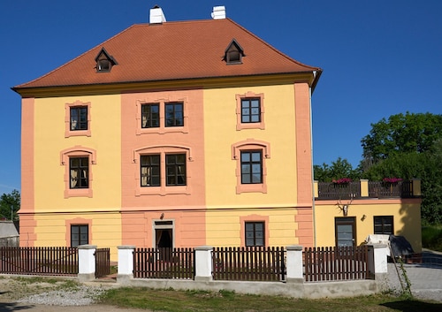 Vila Lovcu Kralovych - Czeski Krumlow