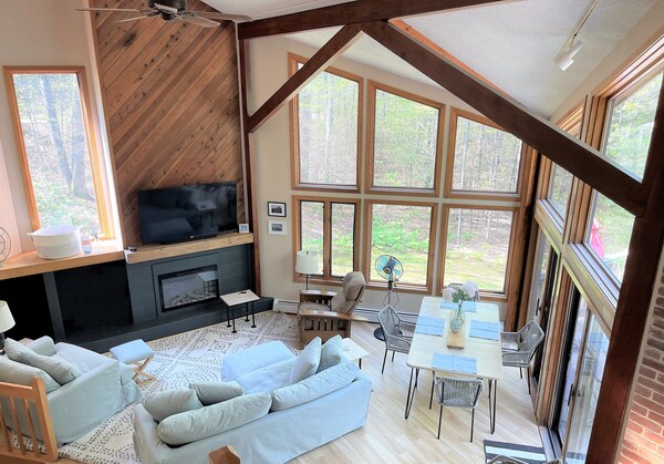 Peaceful Mountain Getaway, Newly Renovated And Minutes To Everything - Conway, NH