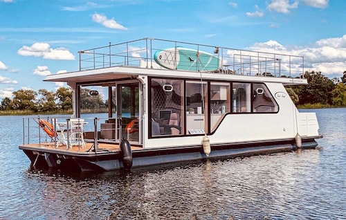 Amazing Ship/boat In Havelsee Ot Kützkow With 1 Bedrooms - Brandenburg