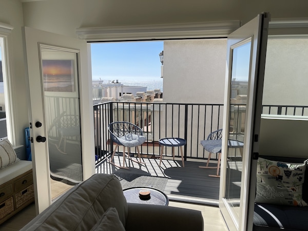 1 Bdrm King Newly Remolded W Ocean Views, 1 Blk To The Beach / 2 Blk Downtown Mb - Redondo Beach, CA