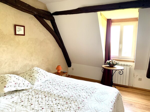 Gîte In A Haven Of Peace: 5 Bedrooms / 4 Showers / 1 Bath - Périgord