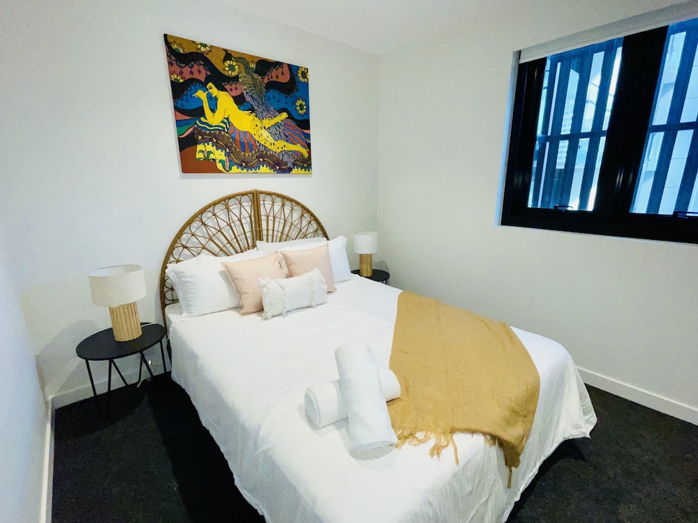 Comfy And Stylish Apartment In Front Of Crown With Free Parking - Carlton