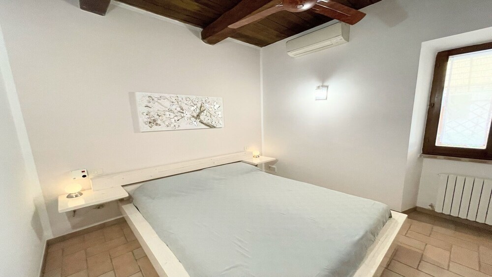 Villa Spelloissima - Sleeps 11 - Bastia Umbra