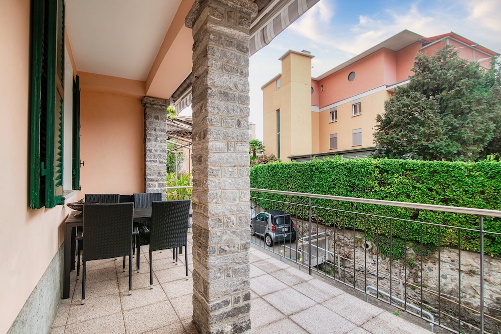 Sunny Duplex With Terrace (Casa Cigno) - Orselina