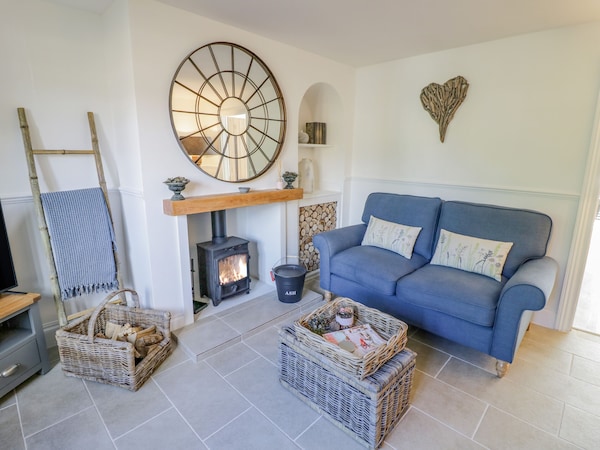 Blossom Cottage, Family Friendly, With Open Fire In Broadway - Broadway
