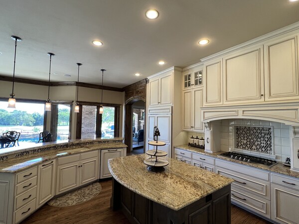 Lovely Home With Pool On Gentle Creek Golf Course Minutes Away From Pga Frisco - 매키니