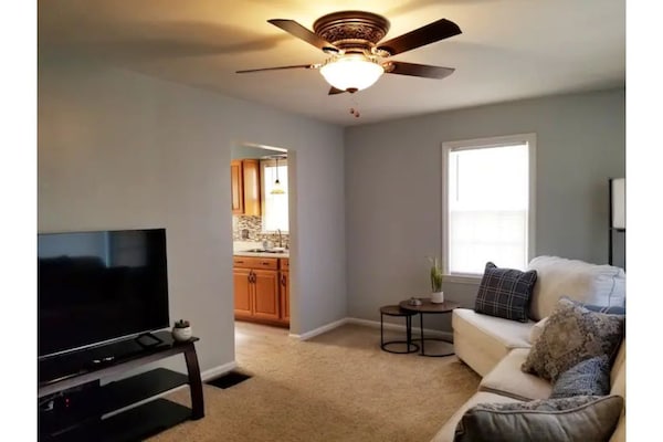 Clean & Comfortable Ranch-minutes From Spooky Nook - Hamilton, OH