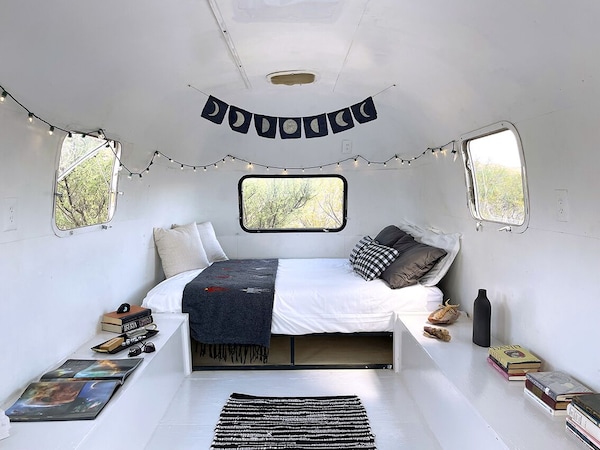 Vintage Airstream With Heavenly Views In Big Bend - Texas
