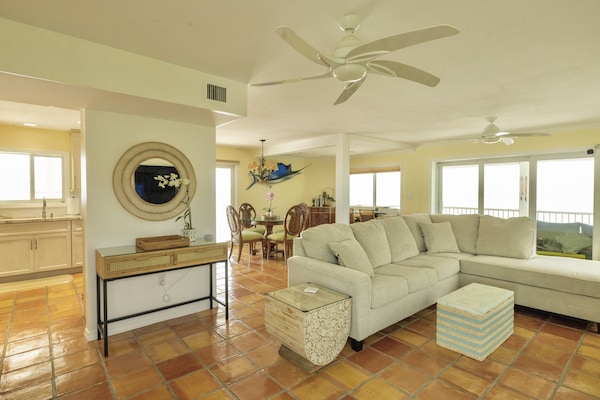 Secluded Ocean Front Property, Private Pool, Hot Tub, Boat Ramp And Dock - Florida Keys, FL