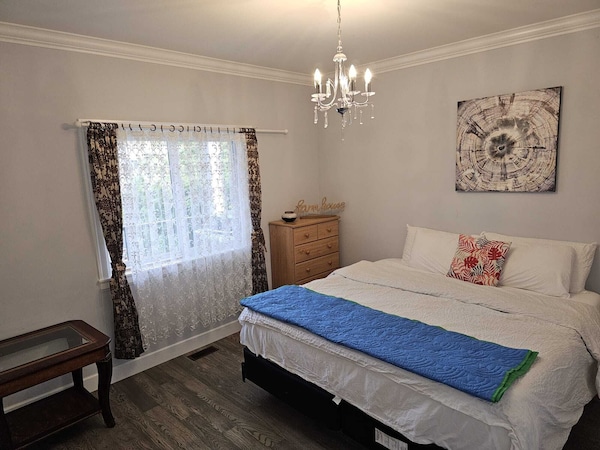 Oscar Inn & Private Room With  Bathroom - Abbotsford