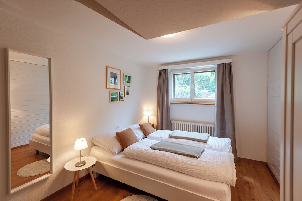Sonnenkreisel Ferienhaus - Perfect For Groups - 4 Bedrooms, 2 Bathrooms & 5 Beds - Sevelen