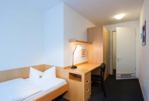210 M² Apartment ∙ 8 Guests - Rheinsberg