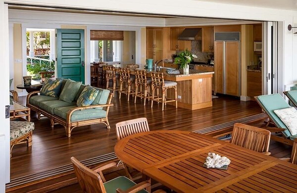 Big Island Hale Ohana, Oceanfront, Views, Private Pool! Spring Discounts - Hawái