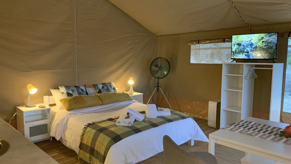 Unique African Safari Lodge Tent With Sea View - Îles Ioniennes