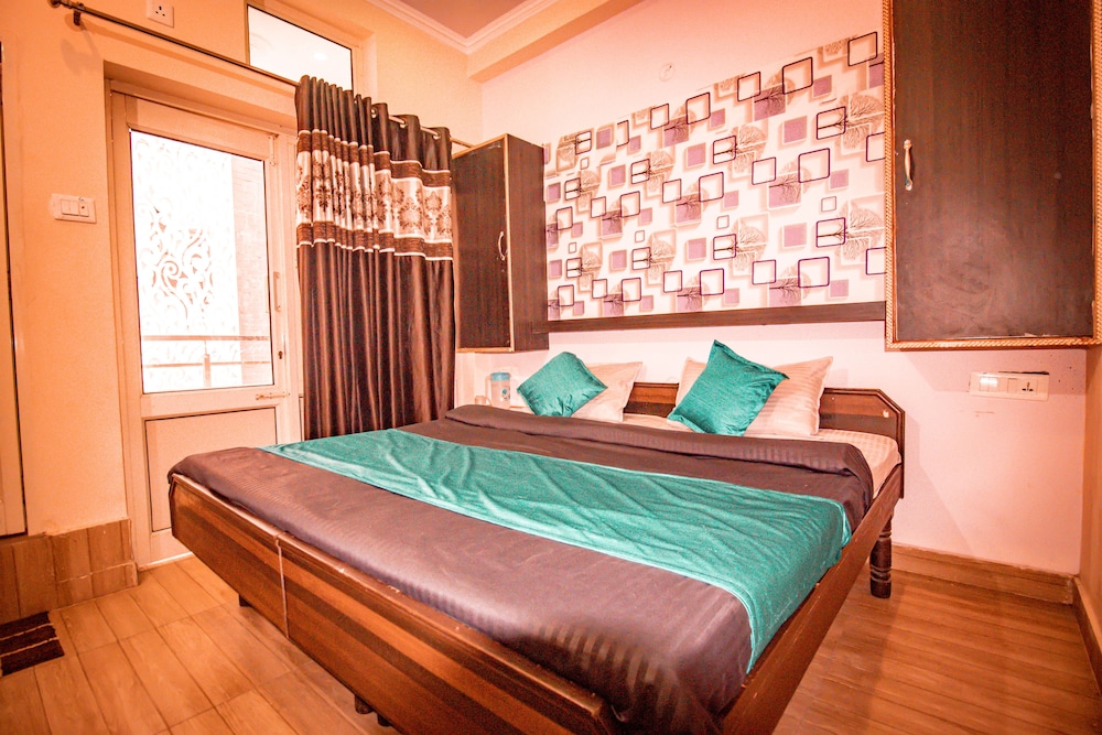 Triple One Hostel & Hotel, Rishikesh - Near Lakshman Jhula - Rishikesh