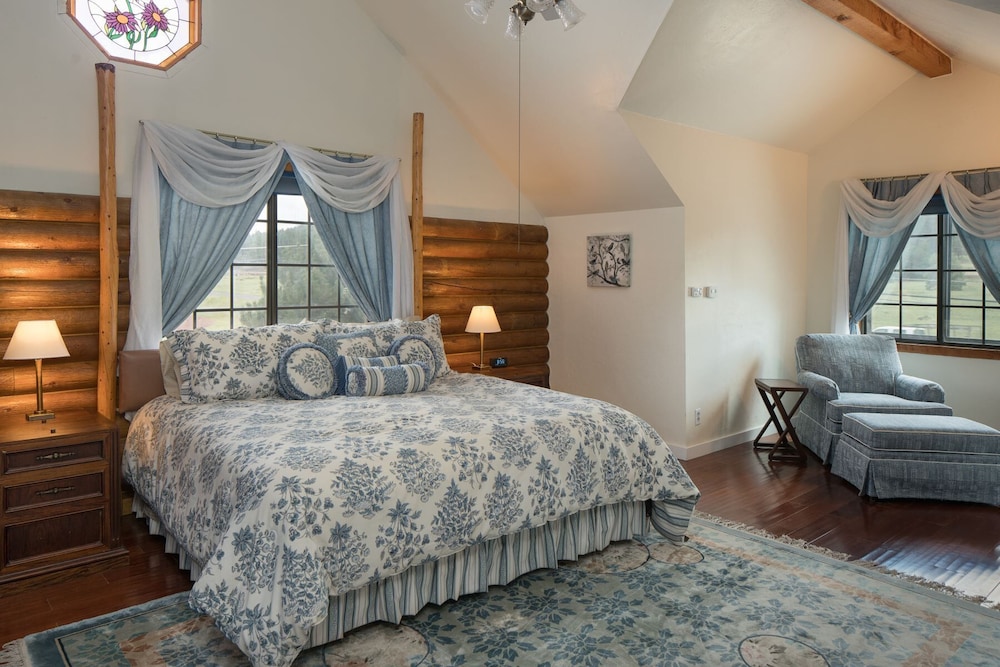 Enchanting, Log-cabin Lodge, Sleeps 16, Superb Views, Ideal Location! - 윌리엄스