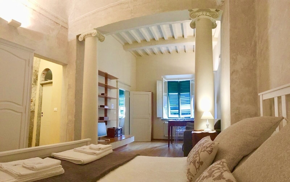 Cielo Di Carrozza - Residenza D Epoca Sui Portici - Pisa