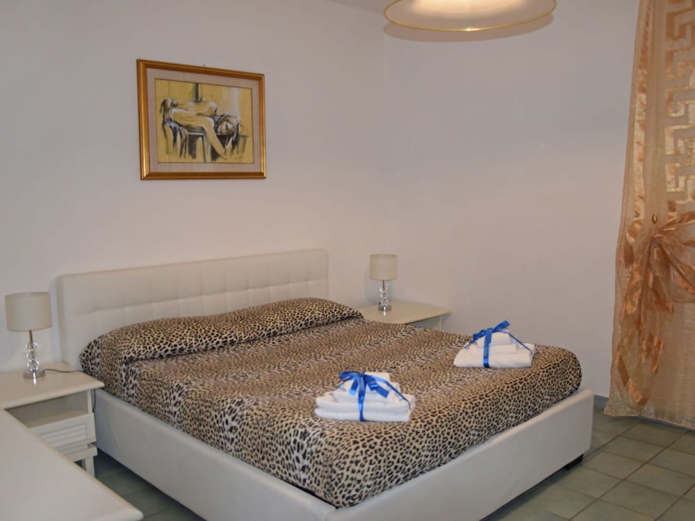 Lovely Apartment For 4 People With A/c, Wifi, Tv And Parking - Quartu Sant'Elena