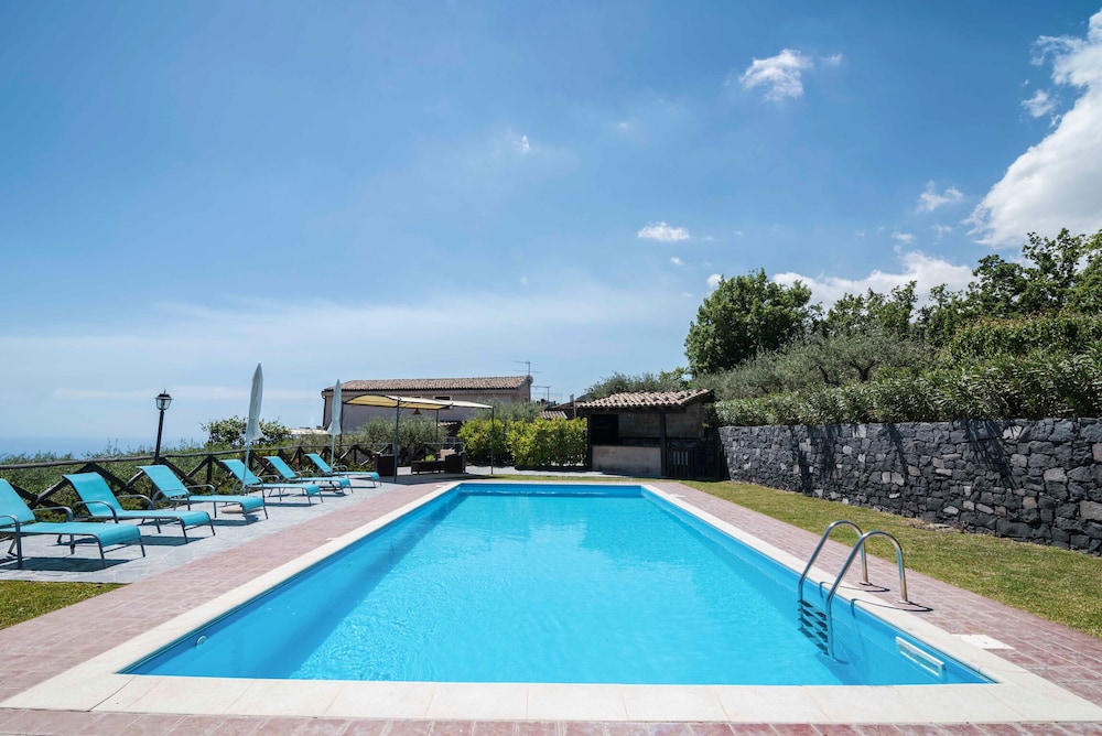 Seacily Etna House Pool & Wi-fi - Szicília