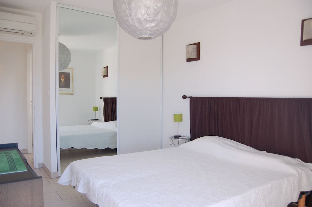 Villa 3 Schlafzimmer, 2 Bäder, Pool 2,5 Km Vom Zentrum Von Ile Rousse Entfernt - Haute-Corse