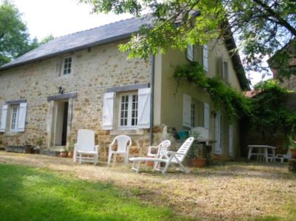 Ancienne Grange En Pierres Dans Parc Du Château - Terrasson-Lavilledieu