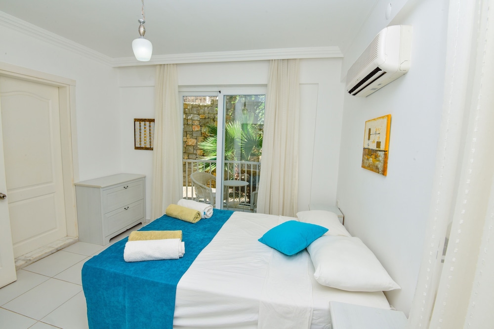 Modern 2 Bed Apartment Walkable To The Beach Resort Of Sarigerme - Sarıgerme