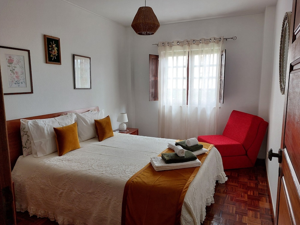 2-bedr. Lè Apartment With Private Garden And Internet In The Town Center - Vila Nova de Milfontes