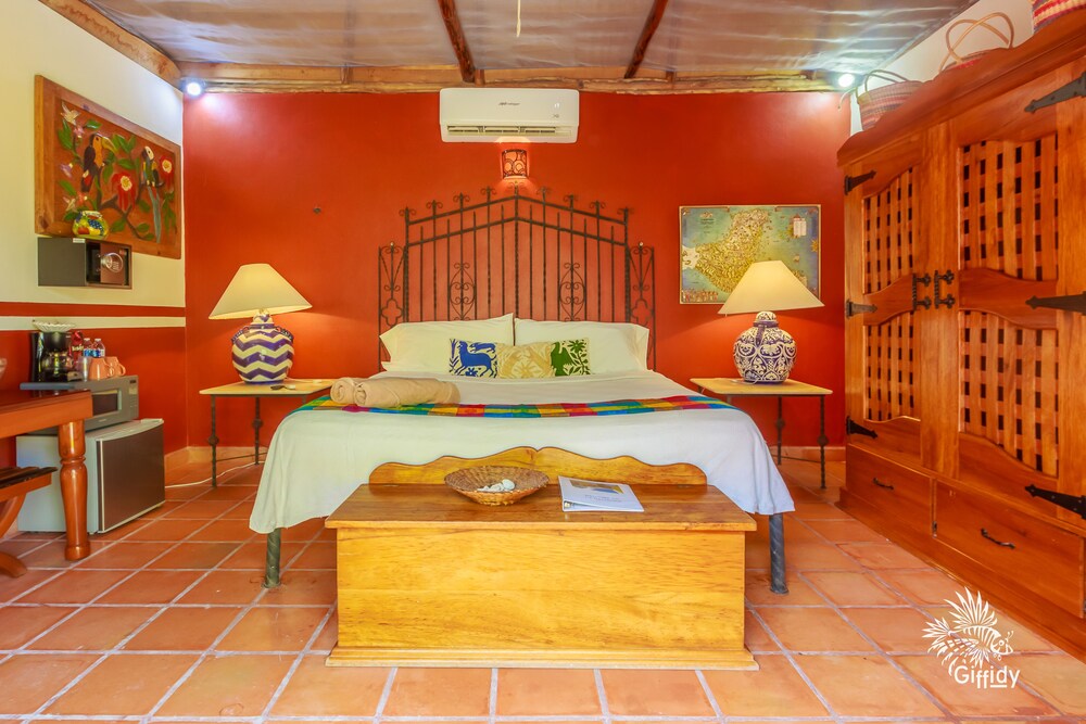 Suite De Un Dormitorio, Sereno, Piscina, Jardines, Terraza En La Azotea Con Vistas - Isla Mujeres