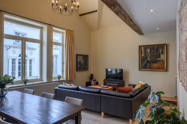 Appartement 'Onze-lieve-vrouw - Olv' - 3 Slaapkamers - 1e Verdieping - West-Vlaanderen