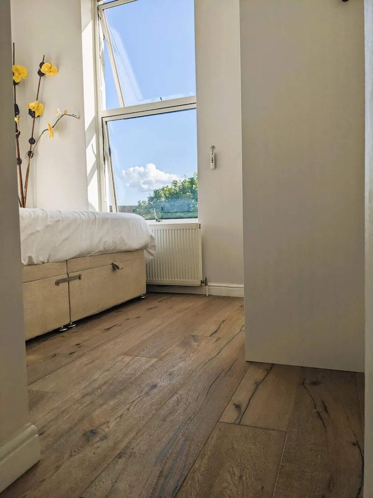 Bright 1 Bed Flat In West Hampstead With Balcony - Swiss Cottage - London