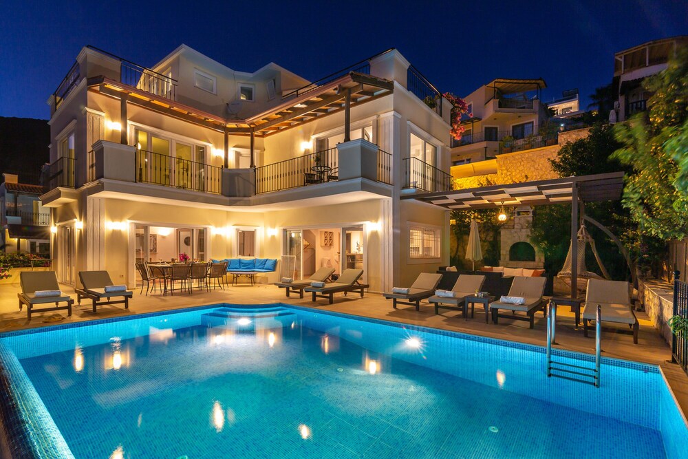 Beautiful 4 Bedroom Kalkan Villa With Private Pool, Overlooking Sea - Kalkan
