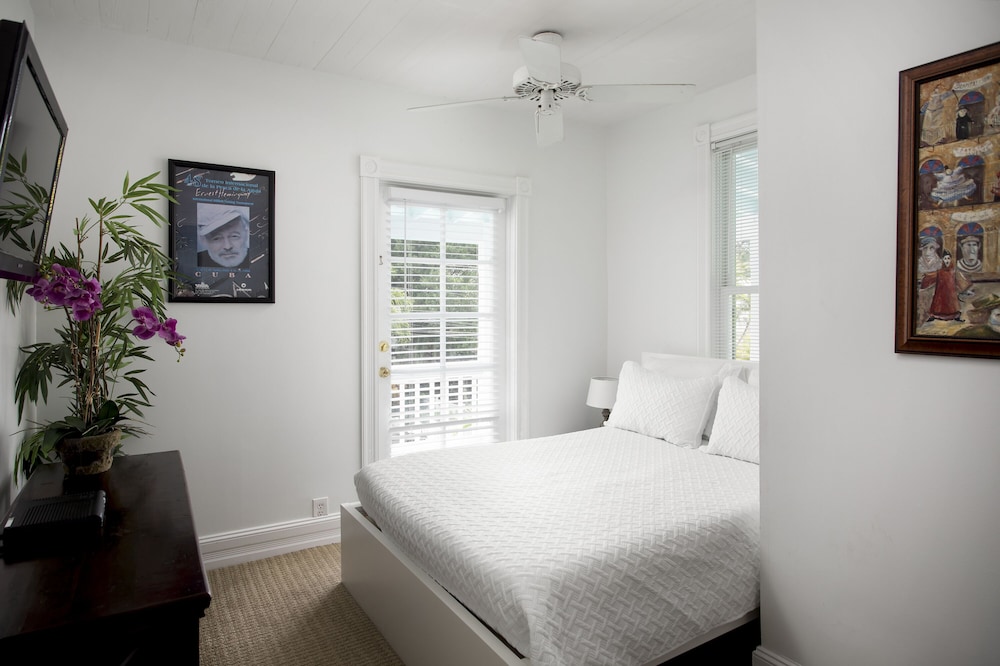 Bahama Gardens - 4 Key West Old Town Vacation Rental Homes - Sleeps 23 - Key West, FL