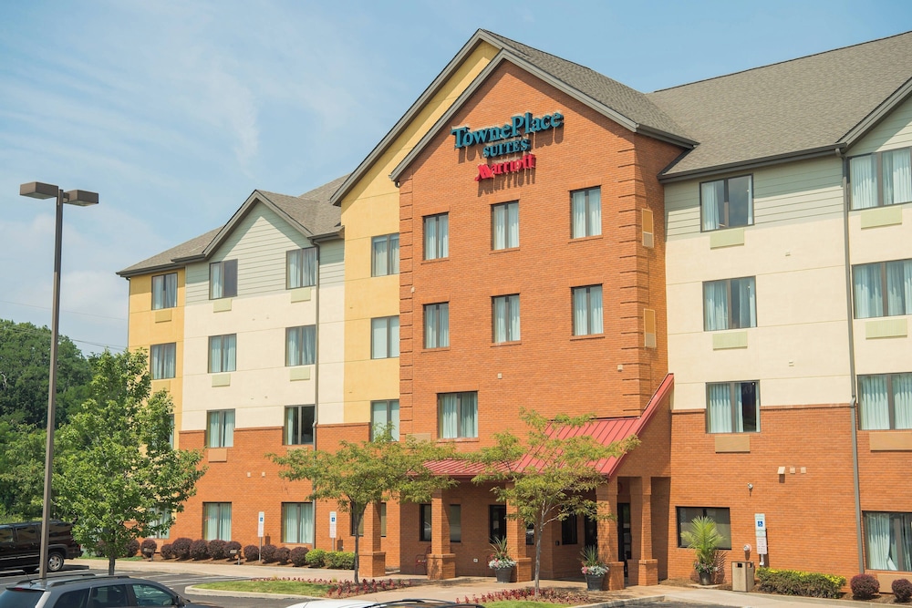 TownePlace Suites by Marriott Erie - Erie