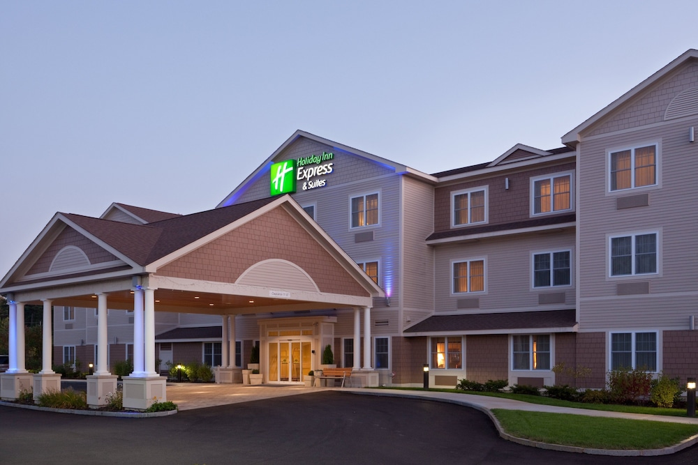 Holiday Inn Express Hotel & Suites Tilton - Lakes Region, An Ihg Hotel - Gilford, NH