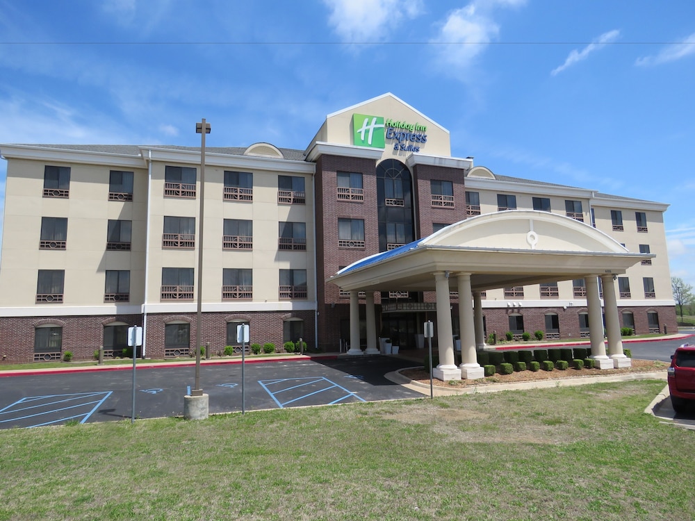 Holiday Inn Express Hotel & Suites Bartlesville, an IHG hotel - Bartlesville