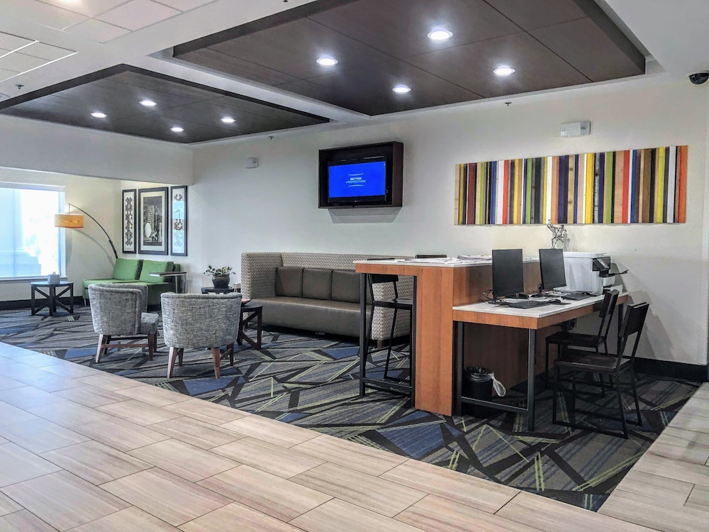 Holiday Inn Express & Suites Hearne - Franklin