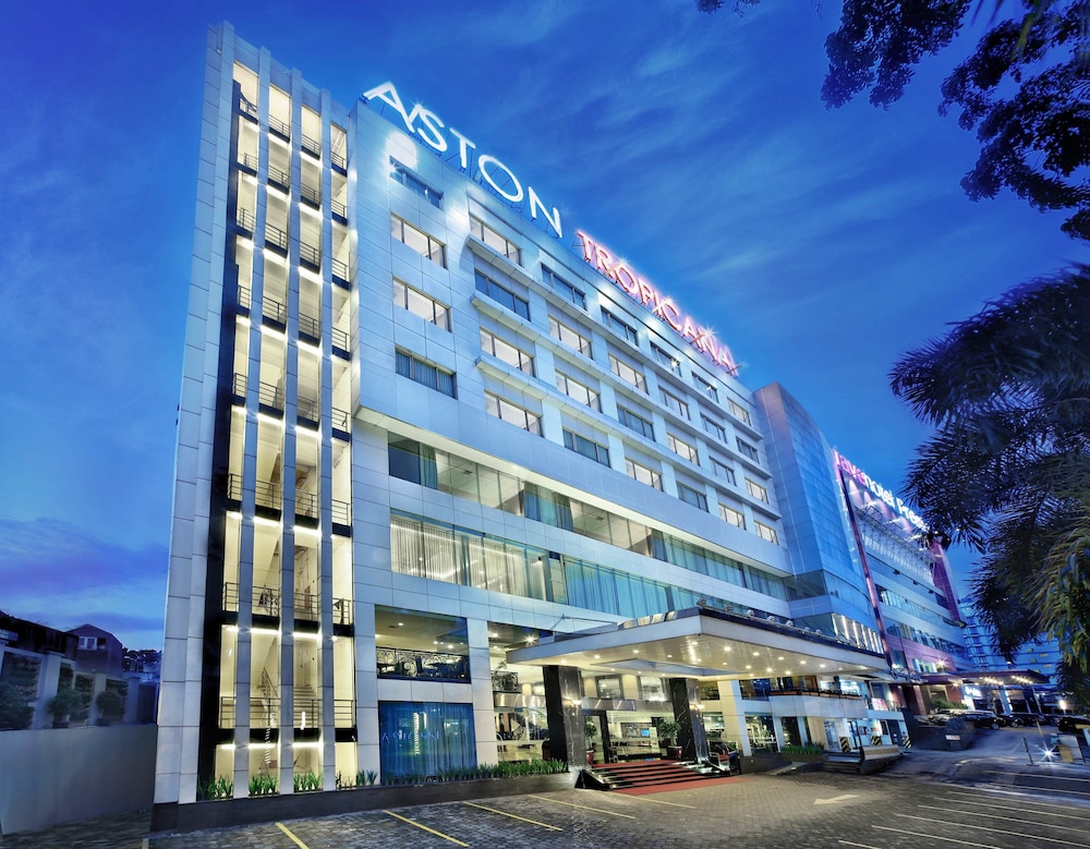 Aston Tropicana Hotel Bandung - Aston, PA