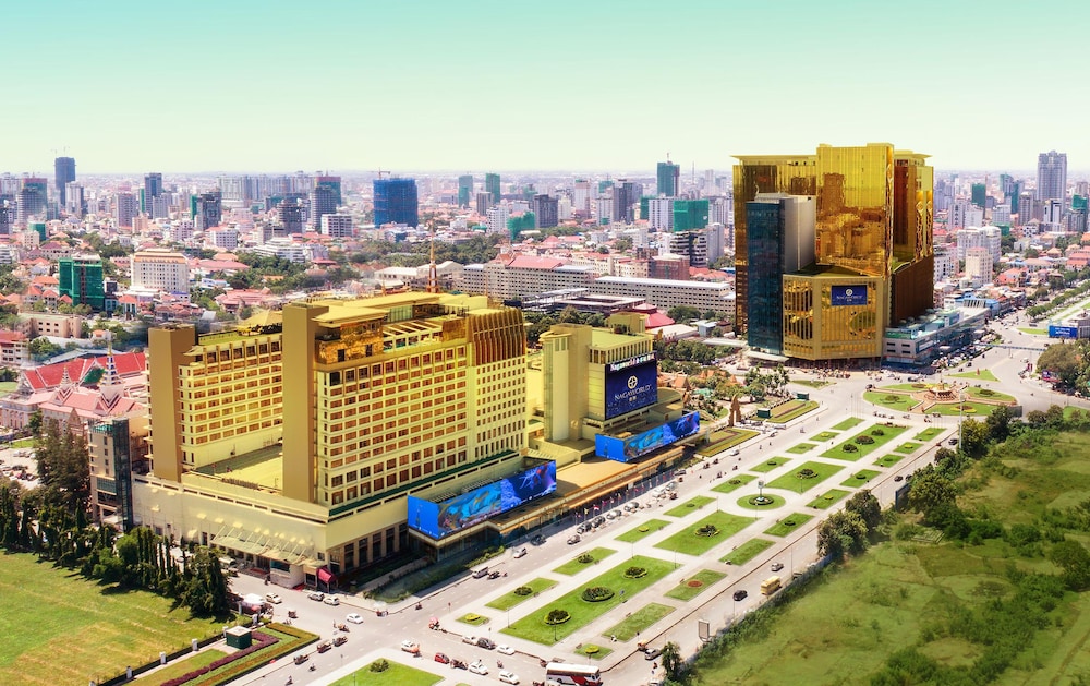 Nagaworld Hotel & Entertainment Complex - Phnôm Pênh