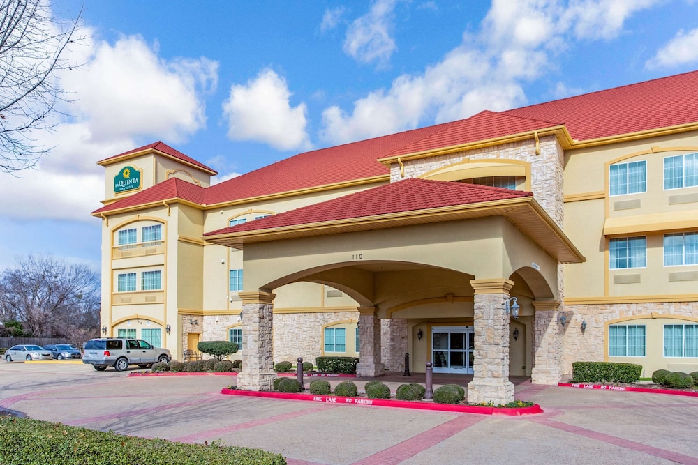 La Quinta Inn & Suites By Wyndham Ennis - Ennis, TX