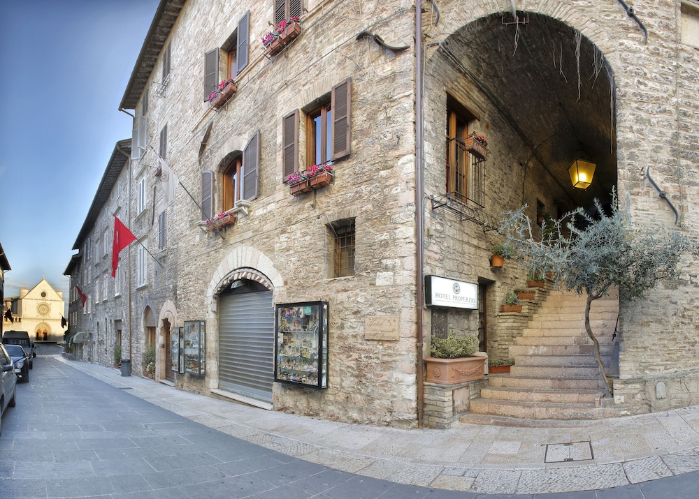 Hotel Properzio - Assisi