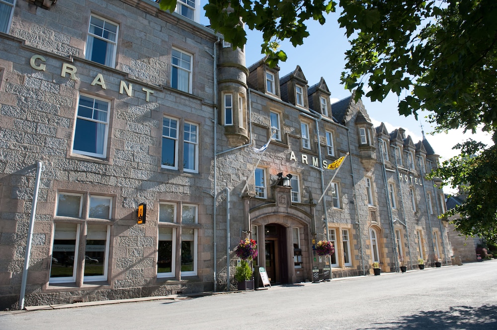 The Grant Arms Hotel - Moray